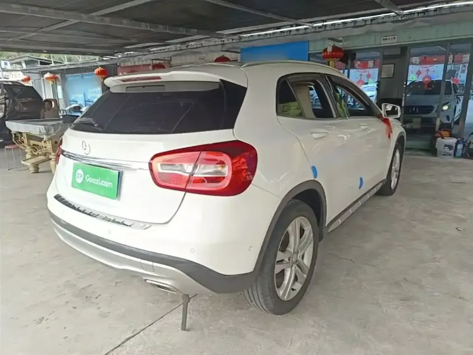 Mercedes-Benz GLA