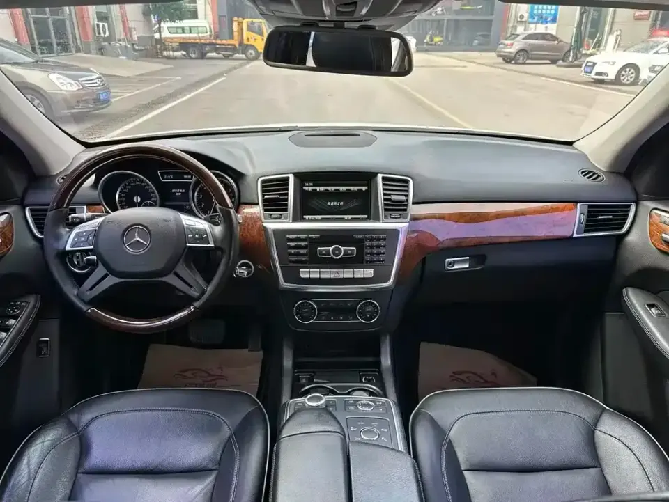 Mercedes-Benz M-Class