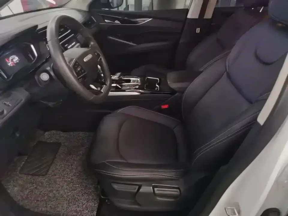 Maxus EUNIQ 6