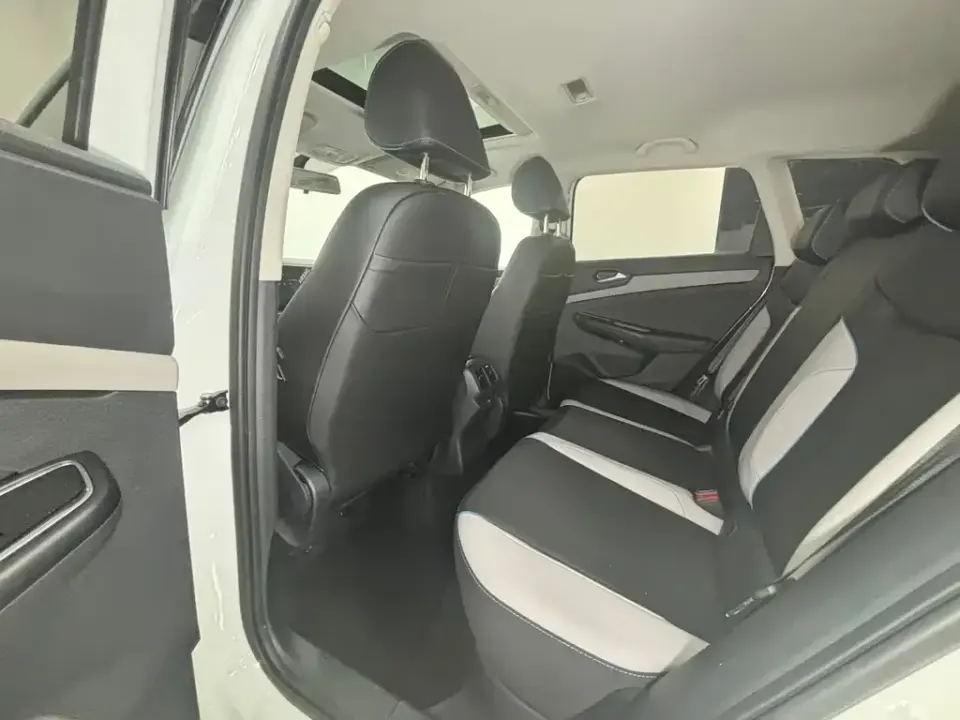 Jetta VS5