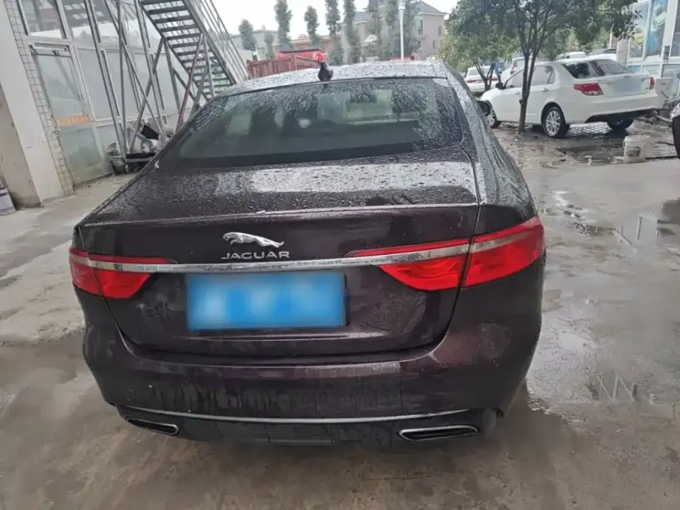 Jaguar XFL