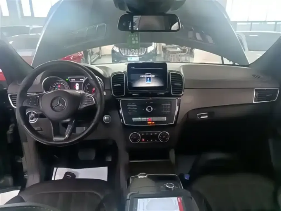 Mercedes-Benz GLE (Import)