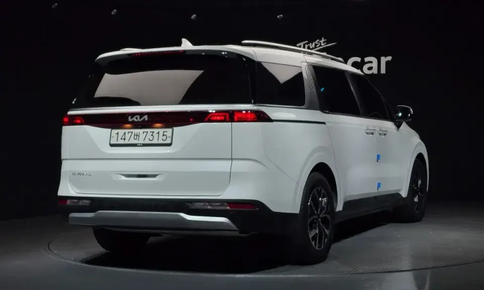 Kia Canival