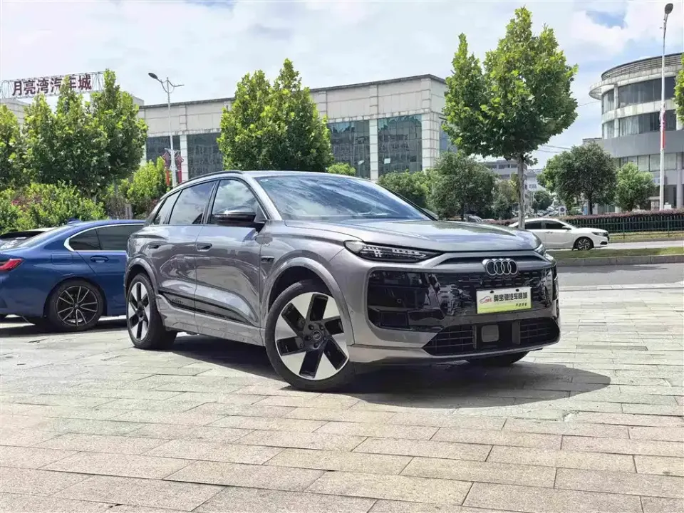 Audi Q6L e-tron