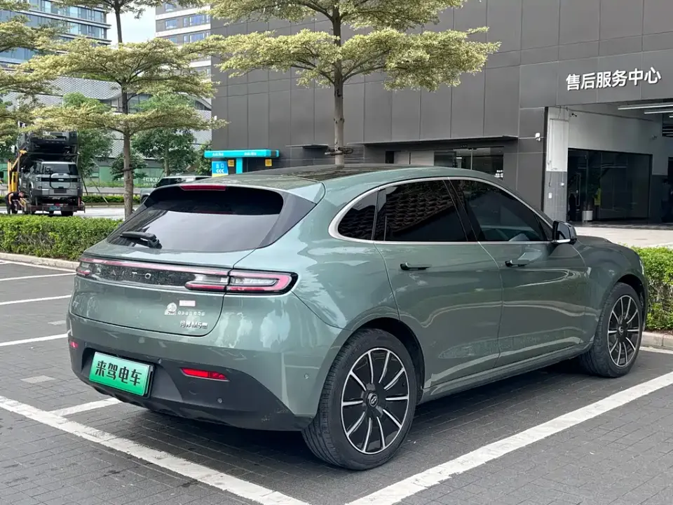 AITO AITO M5