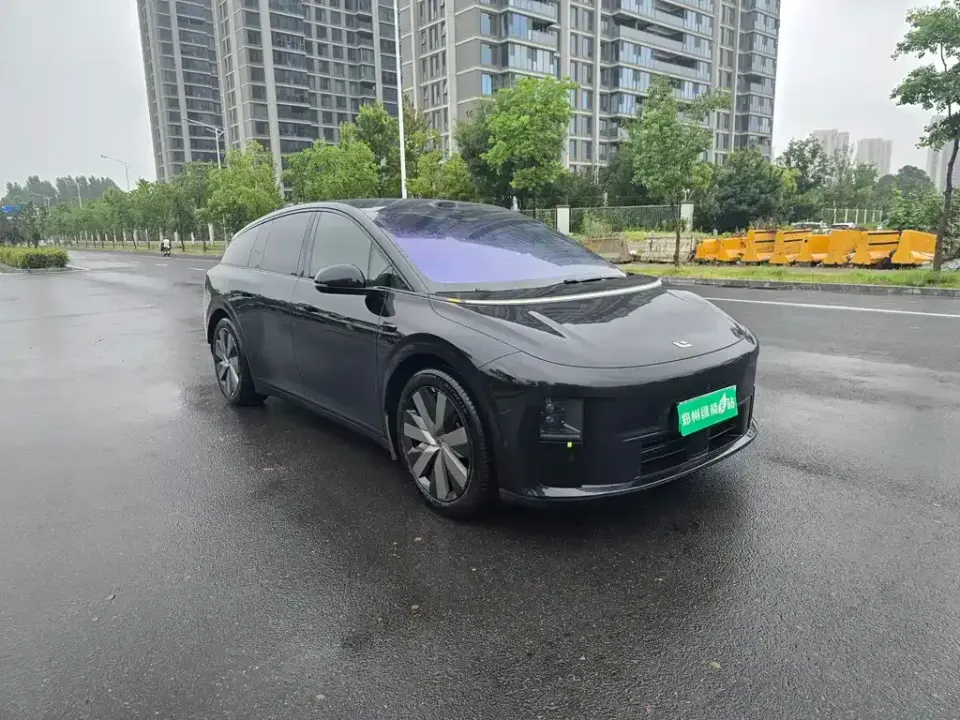 Li Li i6