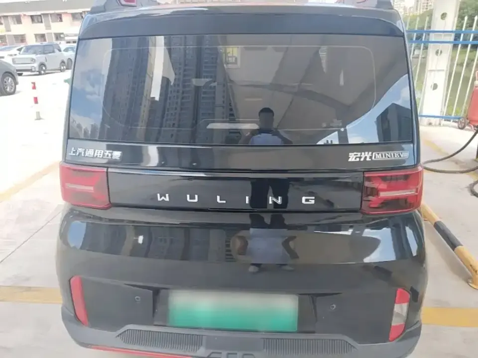 Wuling MINIEV