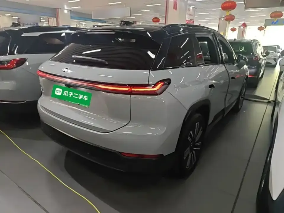 Nio ES7
