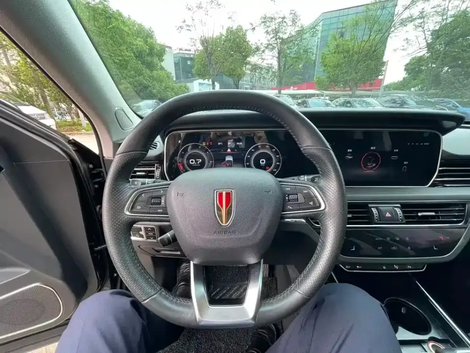 Hongqi Hongqi HS5
