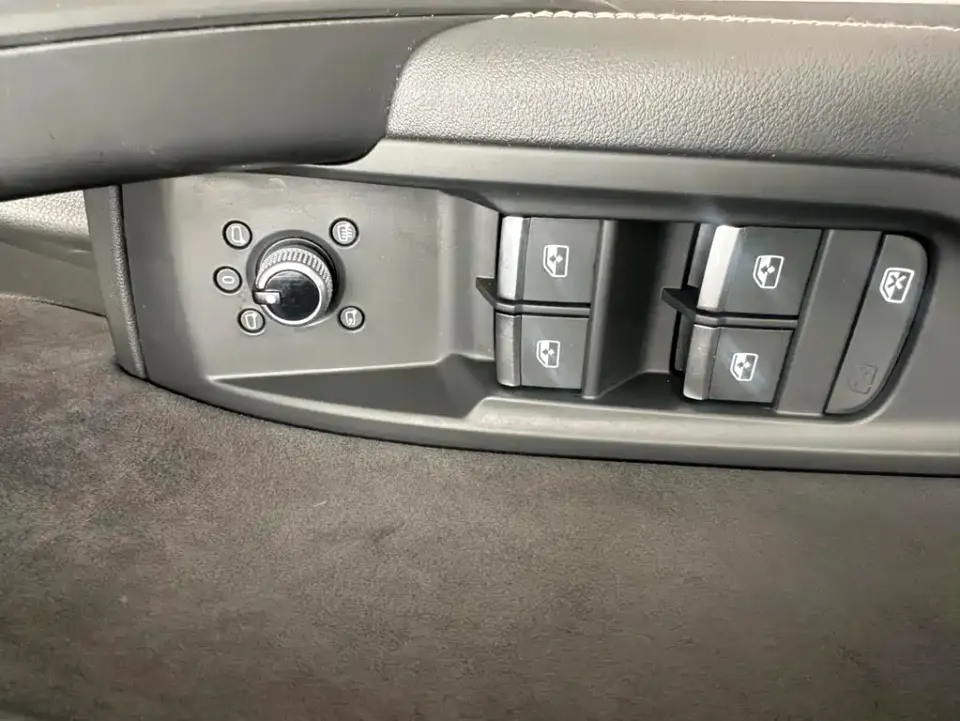 Audi Q5L Sportback