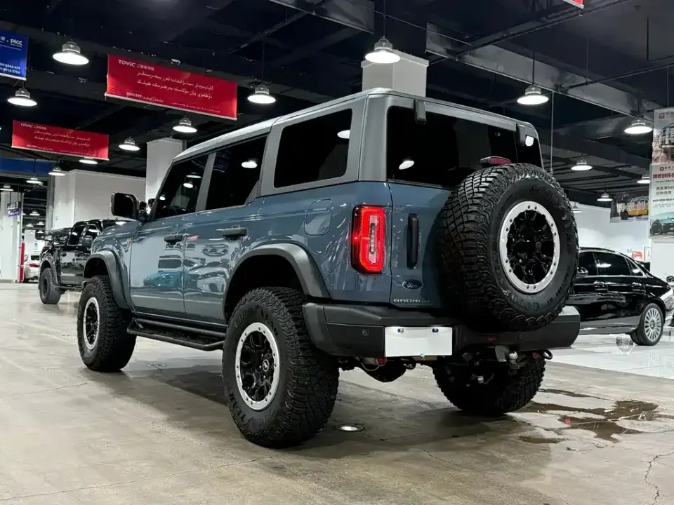Ford Bronco