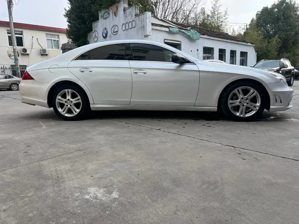 Mercedes-Benz CLS