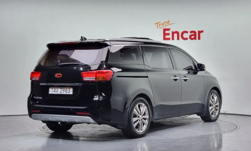 Kia Canival