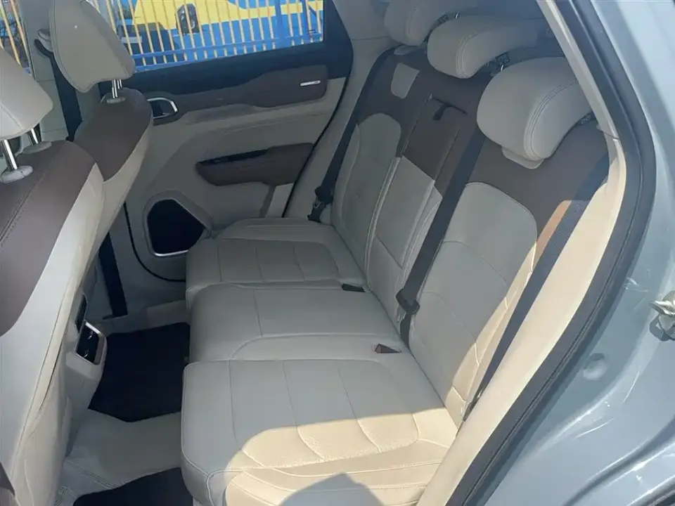Geely ICON