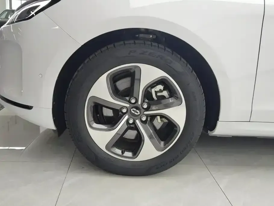 AITO AITO M5