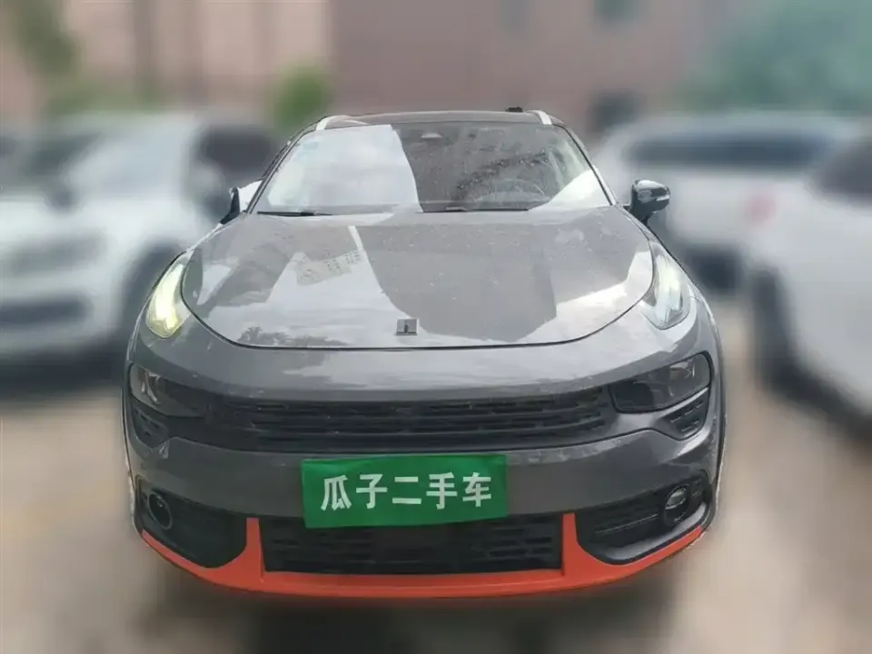 Lynk & Co 02