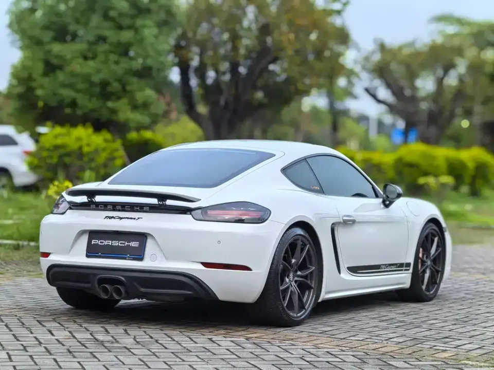 Porsche 718