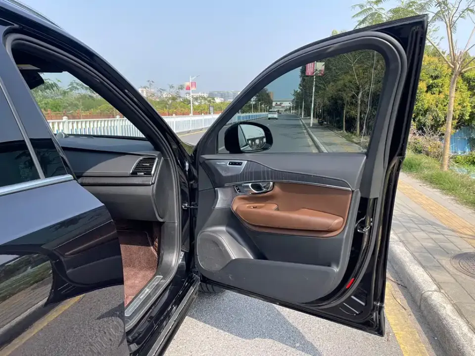 Volvo XC90 PHEV