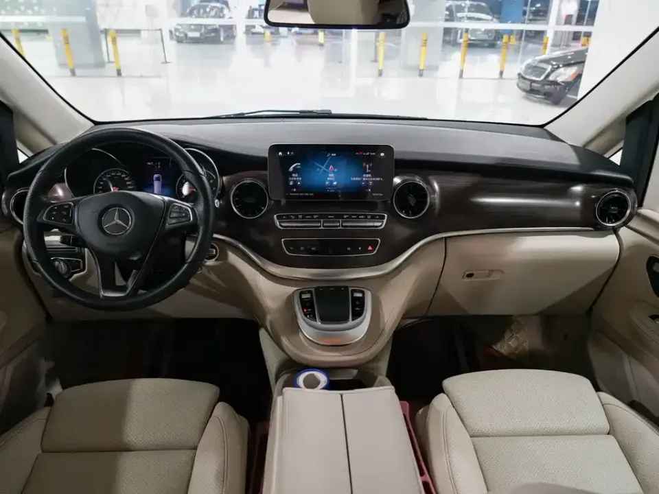 Mercedes-Benz V-Class