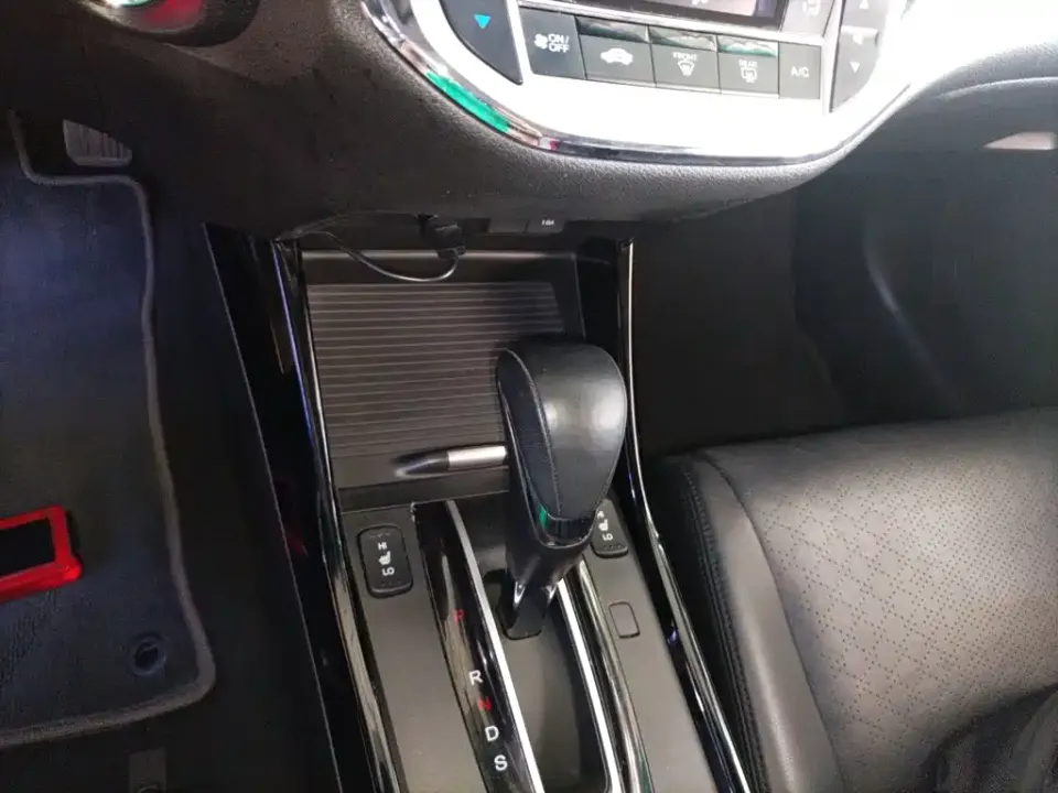 Honda Jade