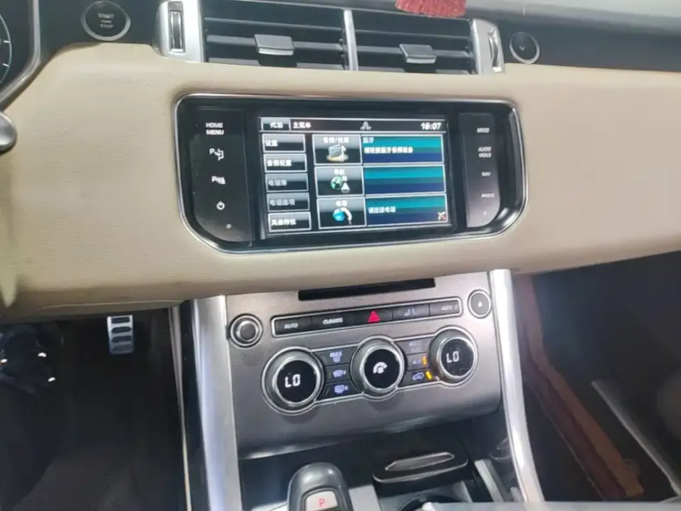 Land Rover Sport