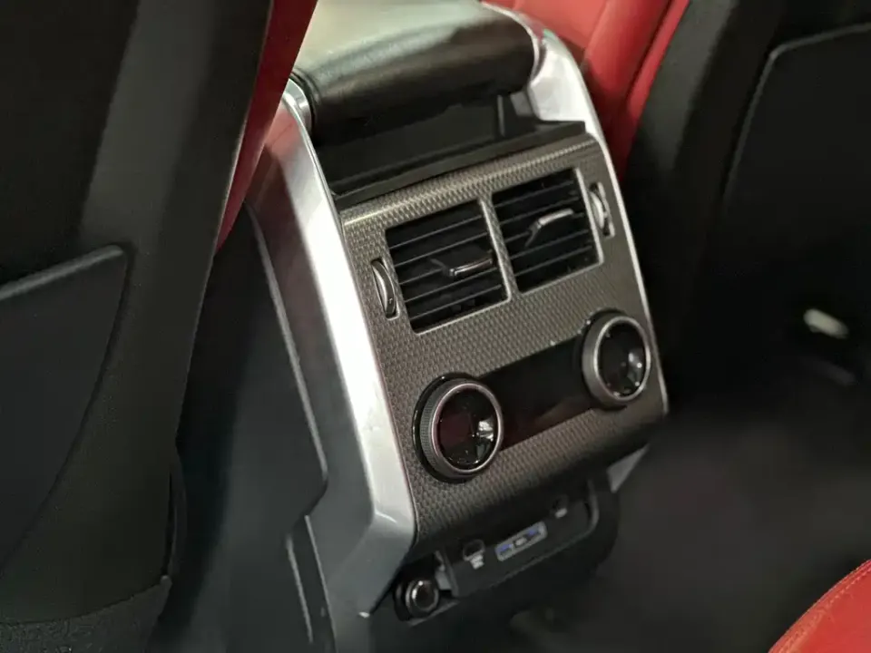 Land Rover Sport