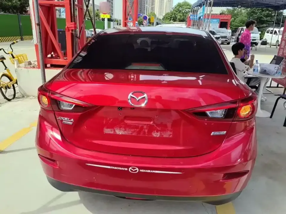 Mazda 3 Axela