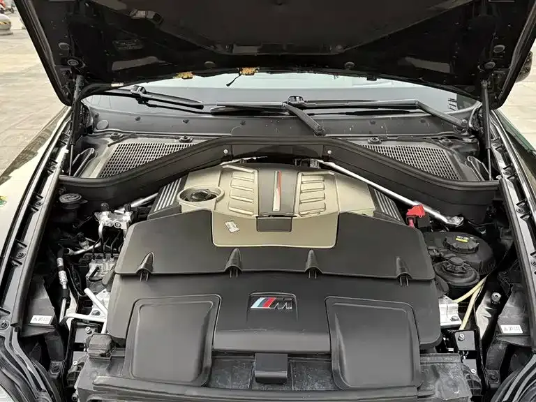 BMW X6 M