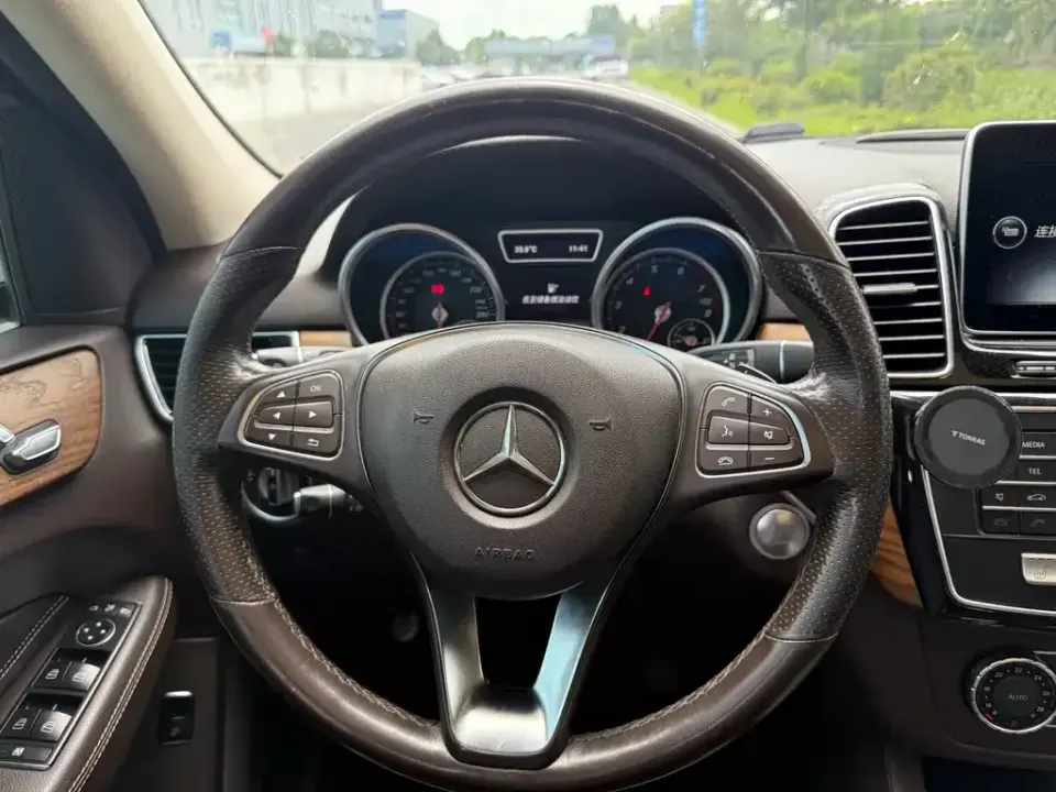 Mercedes-Benz GLE (Import)