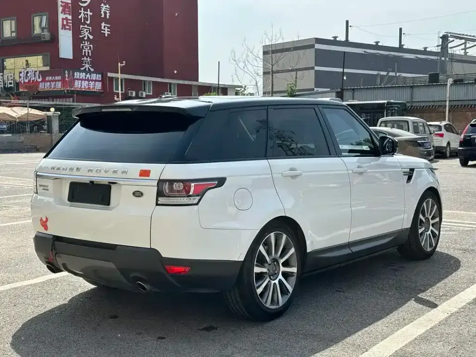Land Rover Sport