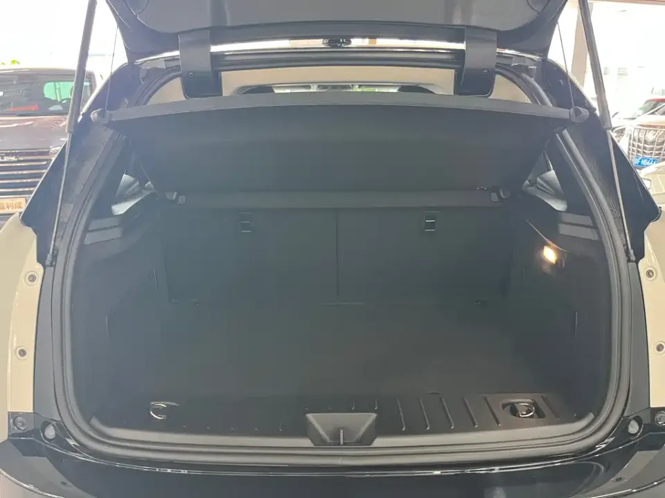 BMW i3 (Import)