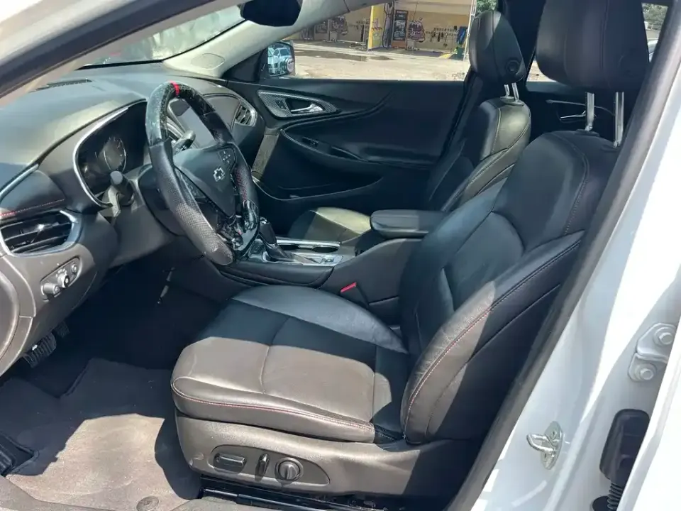 Chevrolet Malibu XL