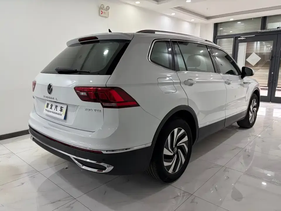 Volkswagen Tiguan L