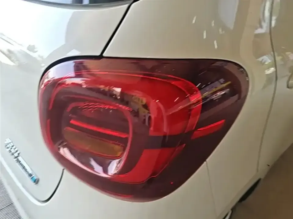 Wuling MINIEV