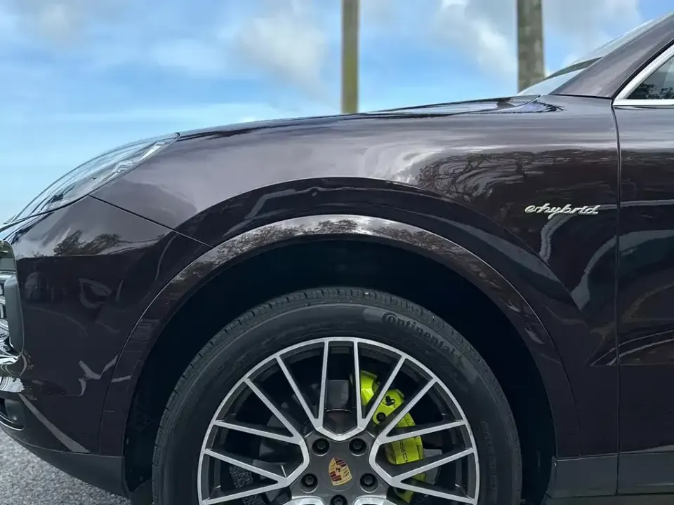 Porsche Cayenne Hybrid