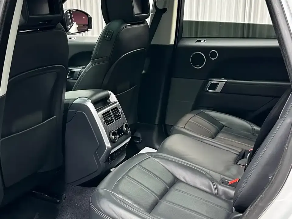 Land Rover Sport
