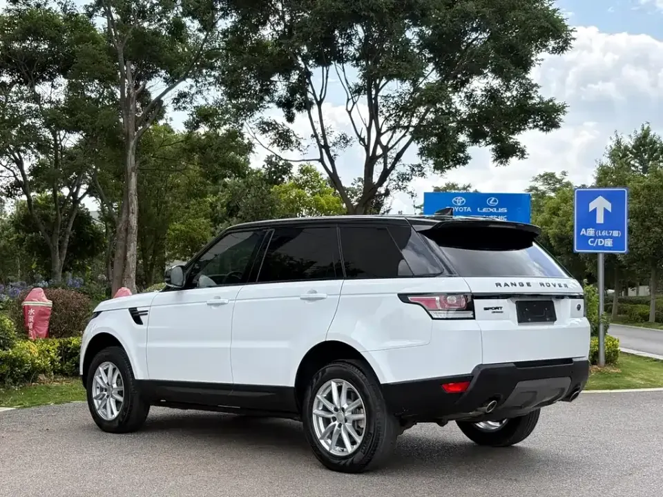 Land Rover Sport