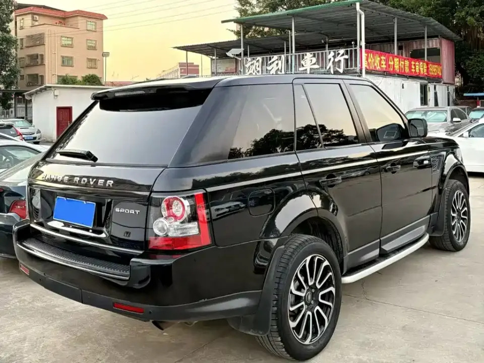 Land Rover Sport