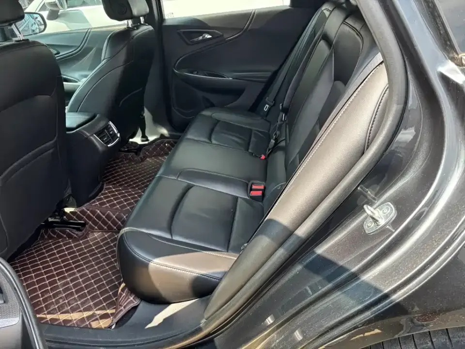 Chevrolet Malibu XL