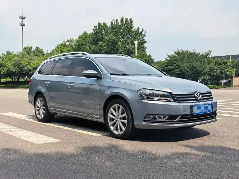 Volkswagen Magotan (Import)