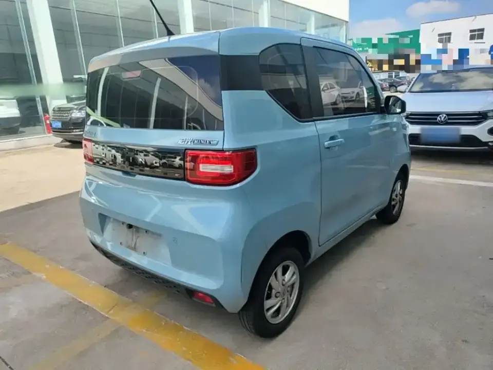 Wuling MINIEV