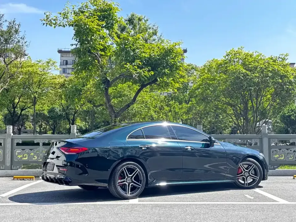 Mercedes-Benz CLS