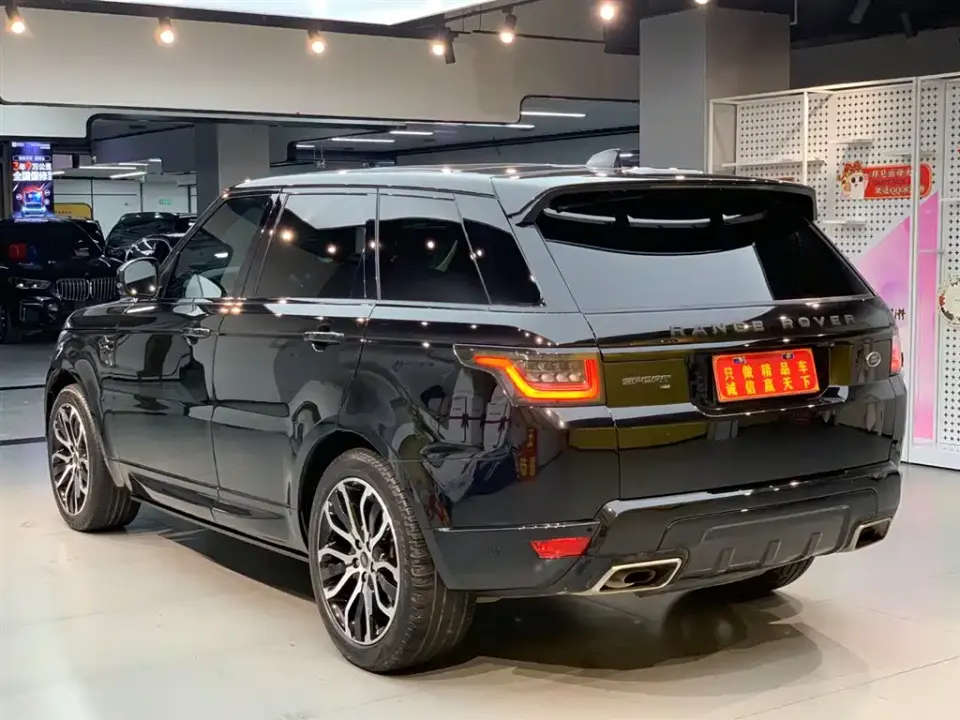 Land Rover Sport