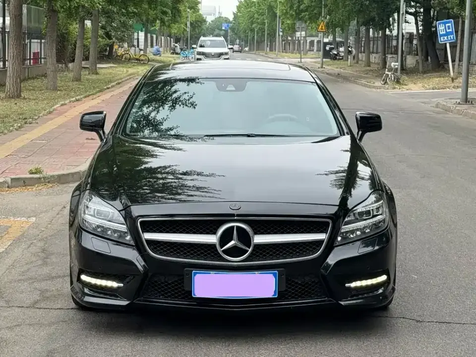 Mercedes-Benz CLS