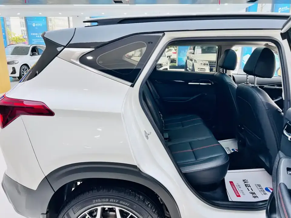 Kia KX3