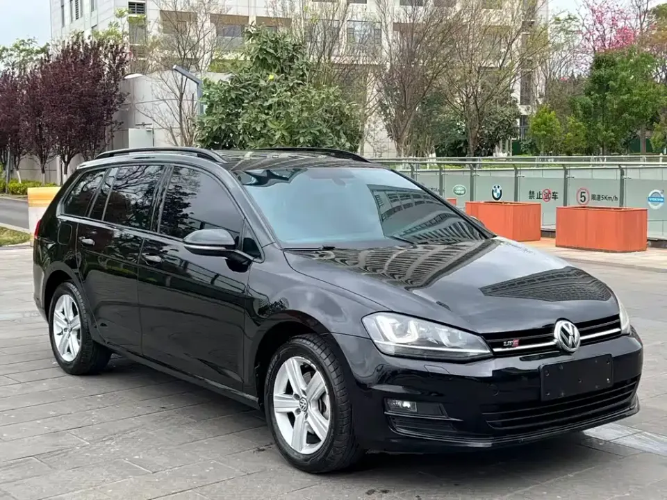 Volkswagen Golf (Import)
