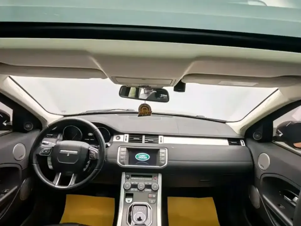 Land Rover Evoque (Import)