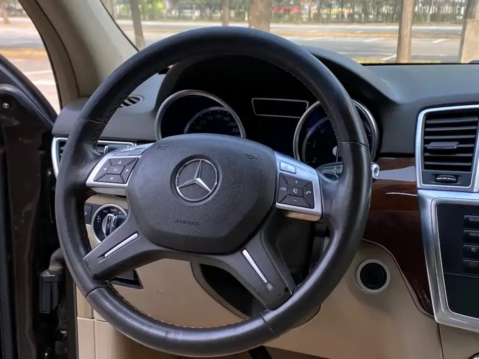 Mercedes-Benz M-Class