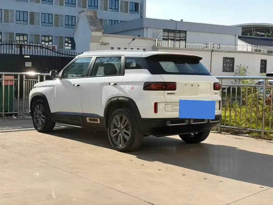 Geely ICON