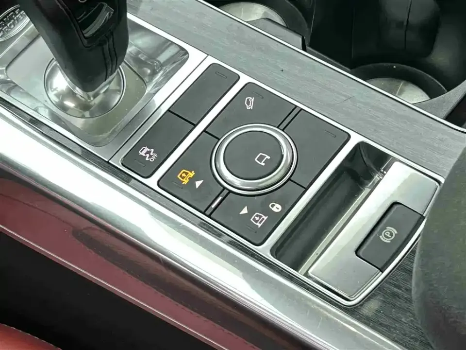 Land Rover Sport